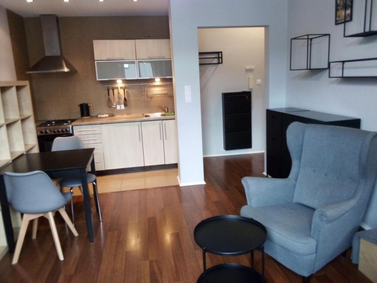 Art Dreams Apartament Chmielna 14 ワルシャワ エクステリア 写真